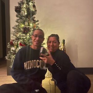 Meet your Posher, Claudia